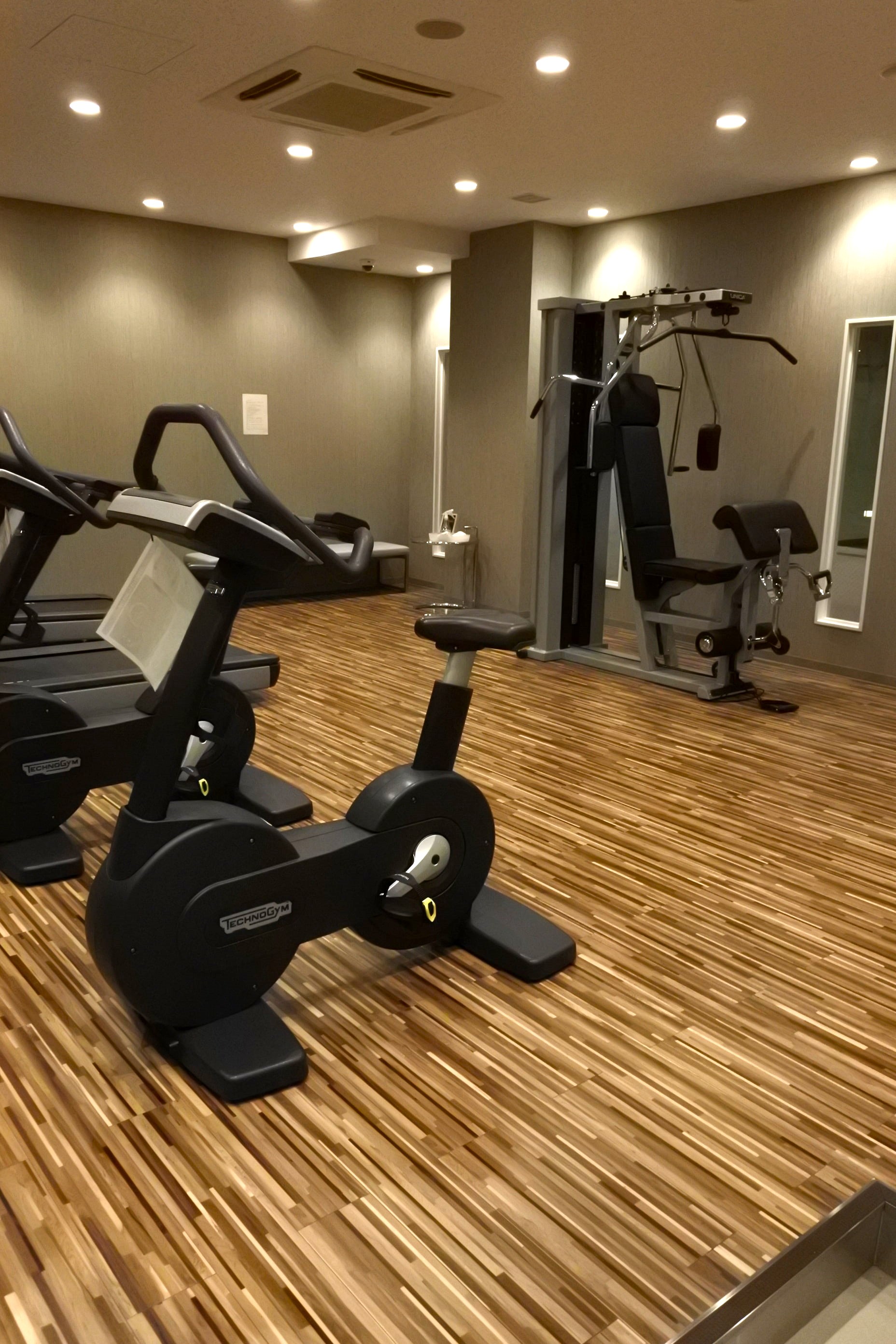 フィットネスルーム